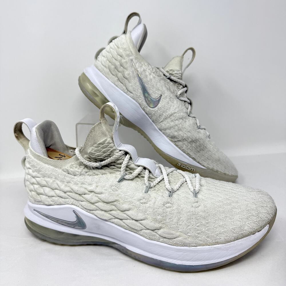 Nike Lebron 15 Low Sneakers Men 12 A01755-100 XV Basketball Athletic Streetwear